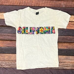 Vintage Sacramento California Travel Tourism Vacations 1990s Crewneck Tshirt